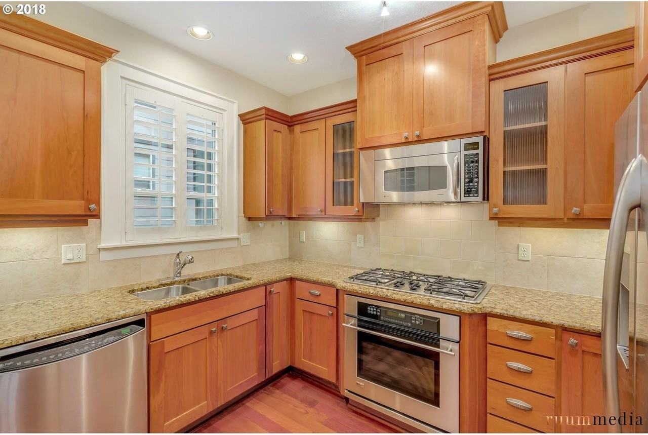 658 Sw Rustica Ter #1 - Photo 6 of 38