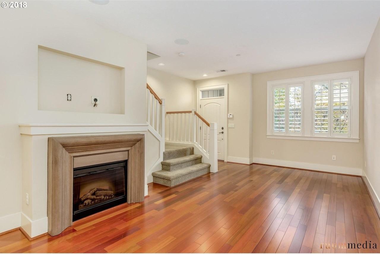 658 Sw Rustica Ter #1 - Photo 7 of 38