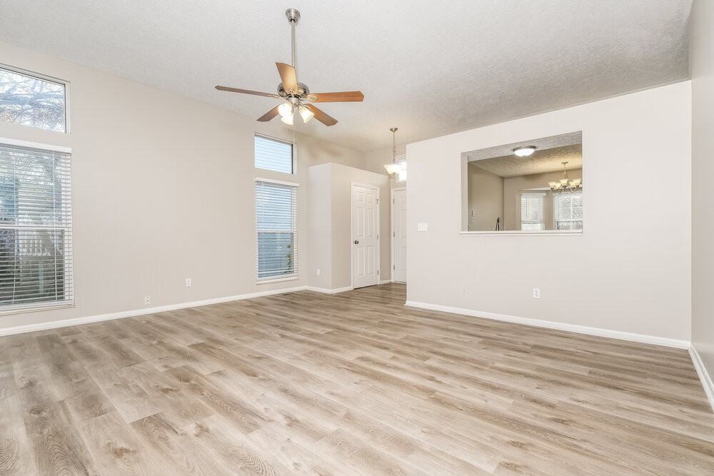1724 Gardenstone Dr - Photo 5 of 16