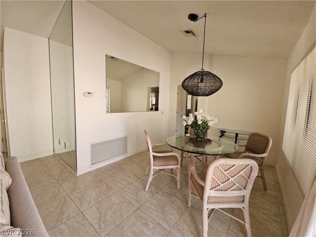 2525 Palmridge Dr - Photo 7 of 19