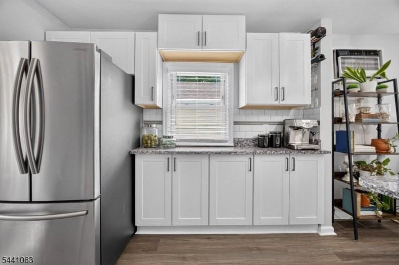 93 Horton Ave - Photo 6 of 41