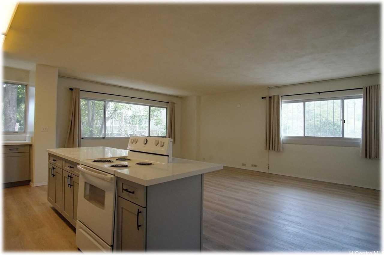 999 Wilder Ave #201 - Photo 3 of 13