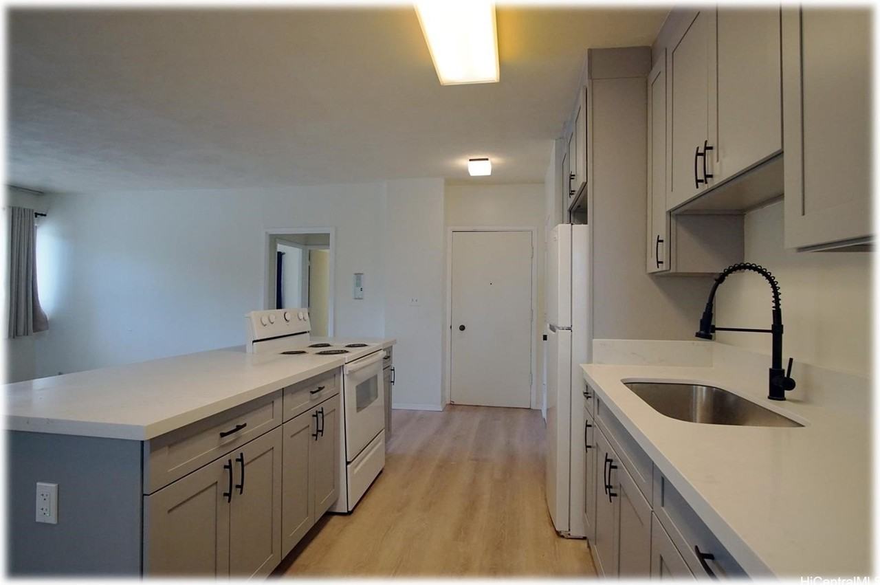 999 Wilder Ave #201 - Photo 4 of 13