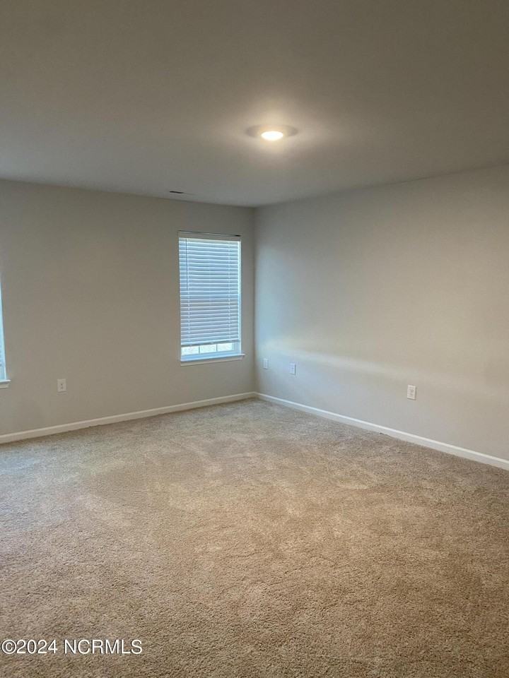 1213 Riverstone Dr - Photo 6 of 14