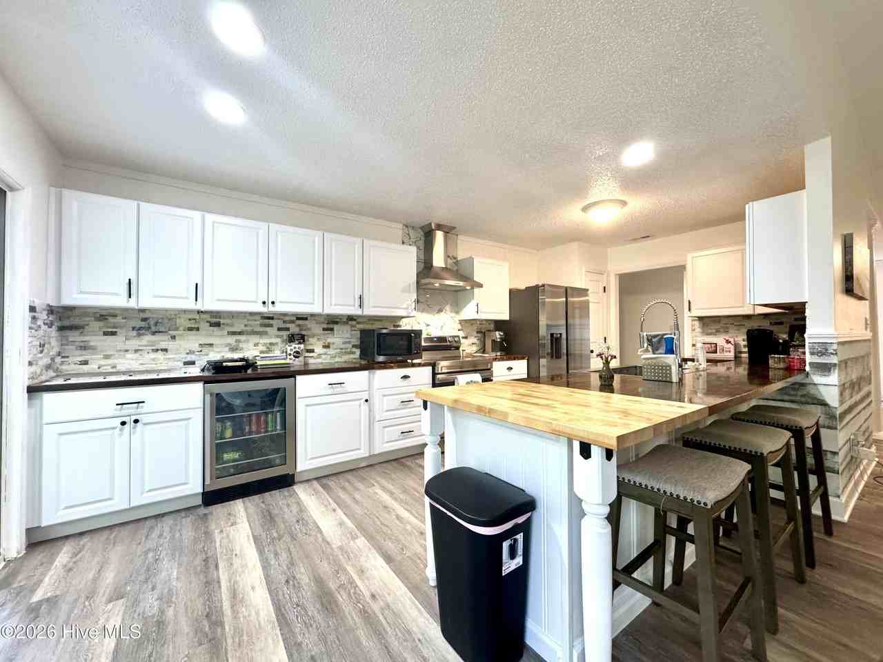 502 Worth Dr - Photo 2 of 8