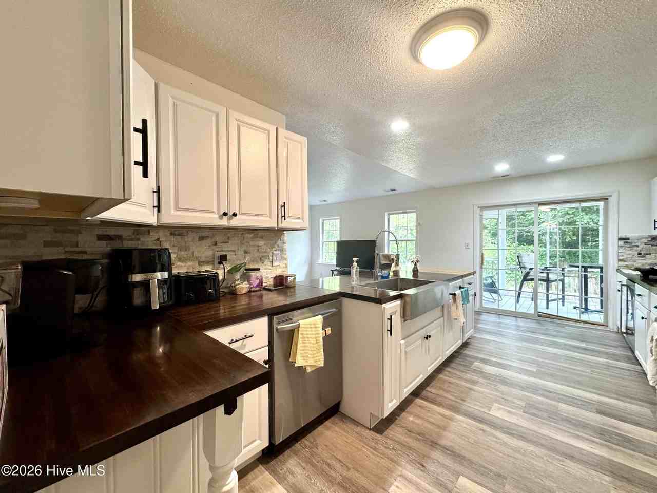 502 Worth Dr - Photo 3 of 8