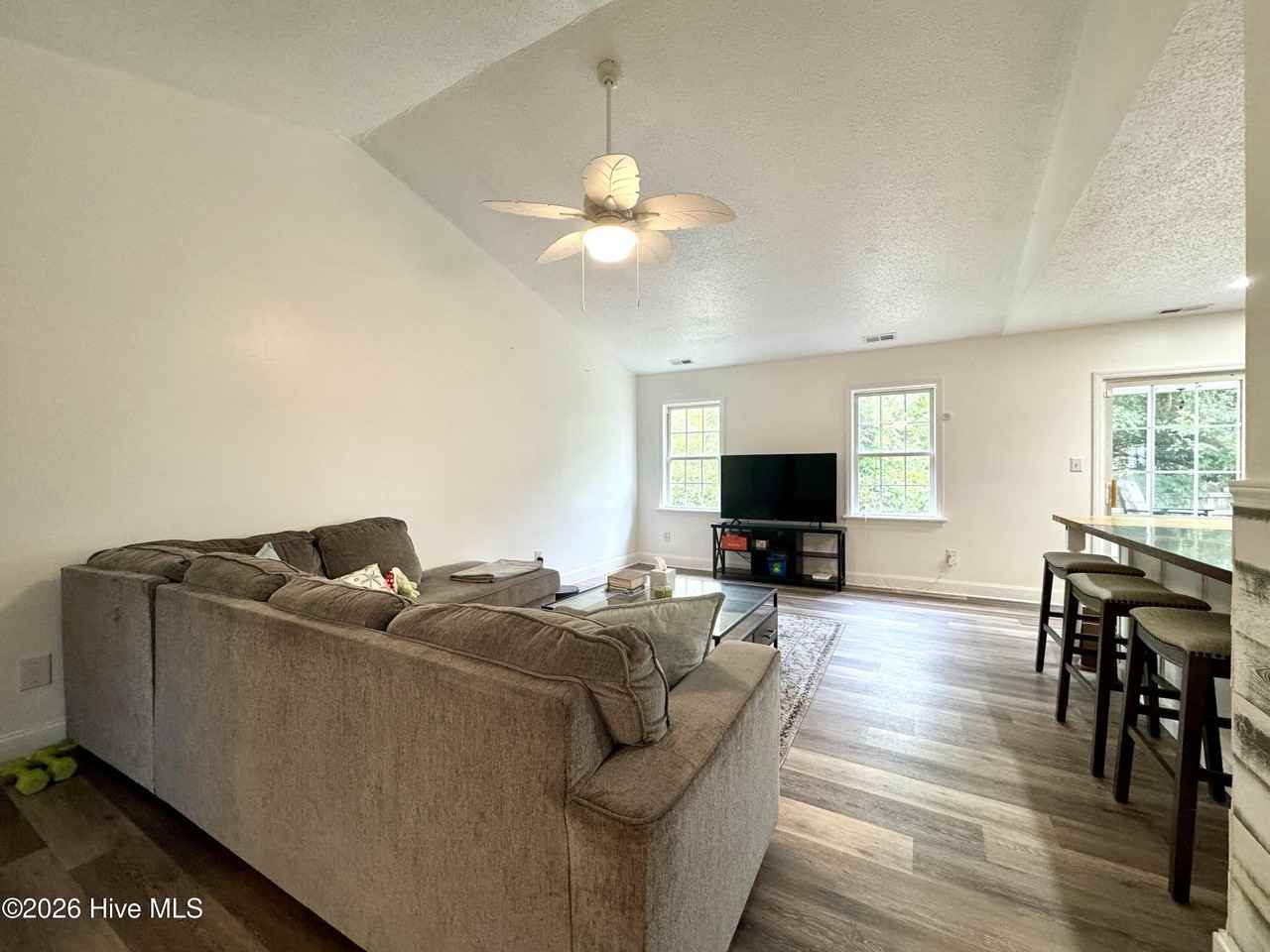 502 Worth Dr - Photo 6 of 8