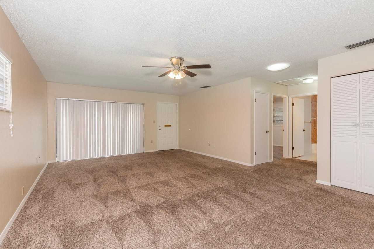 100 S Tremain St #5 - Photo 5 of 42