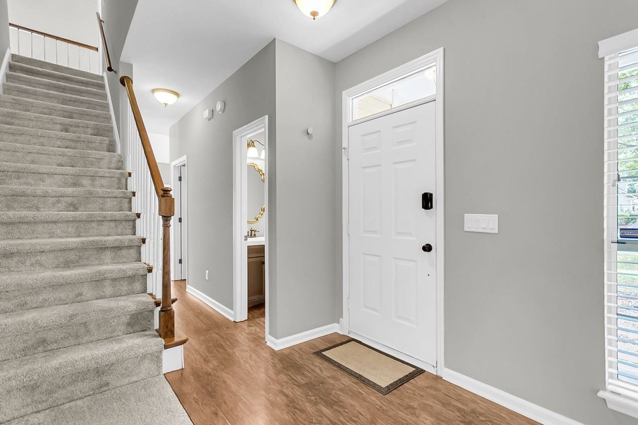1338 Horseshoe Bnd - Photo 7 of 50