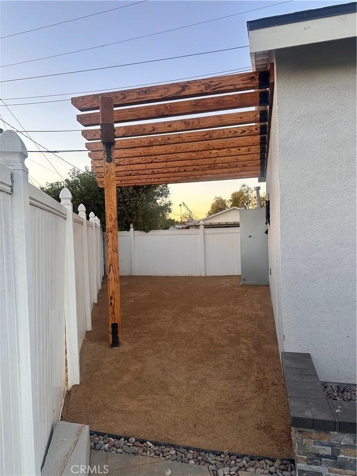 8937 Patrero St - Photo 3 of 12