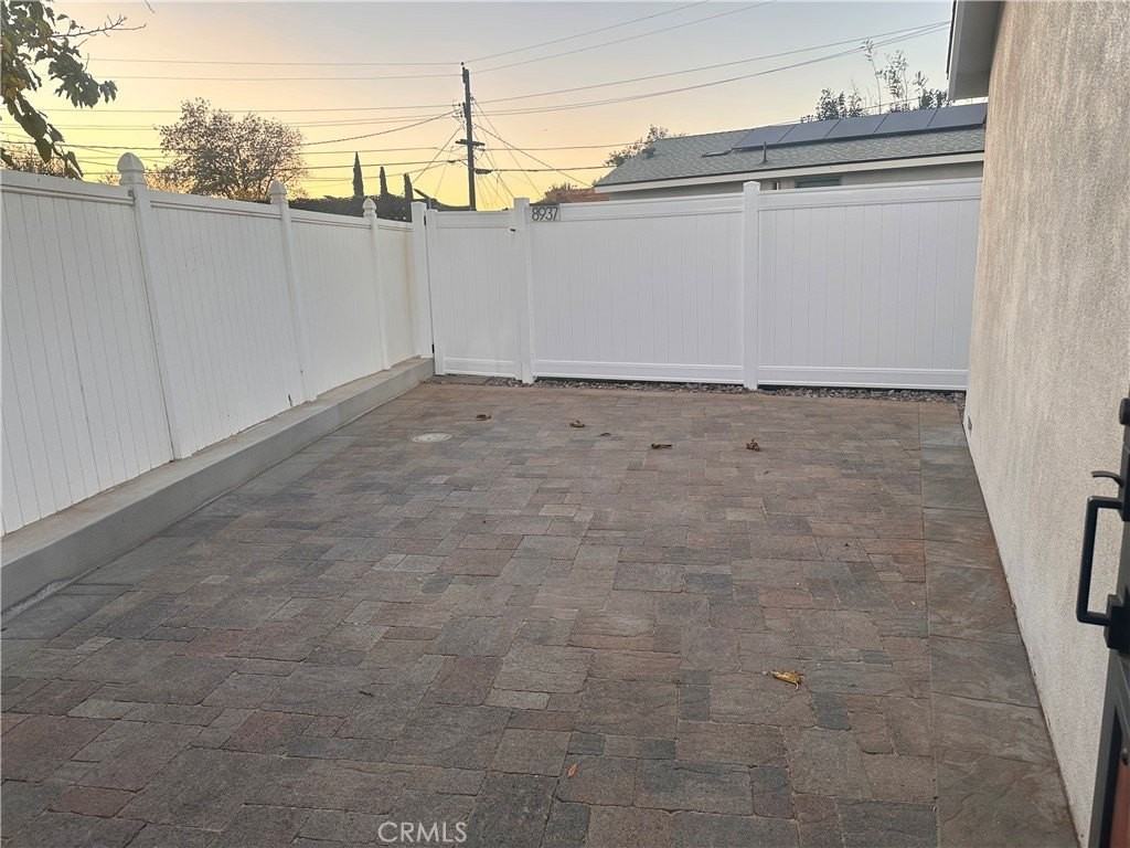 8937 Patrero St - Photo 4 of 12