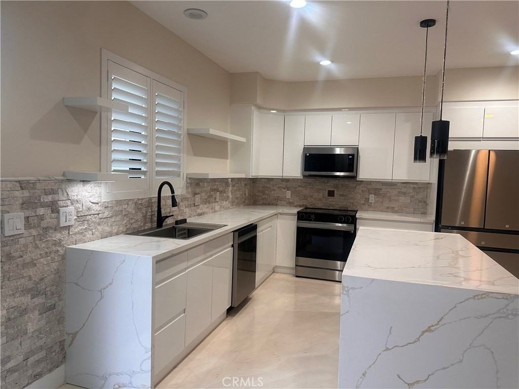 8937 Patrero St - Photo 6 of 12