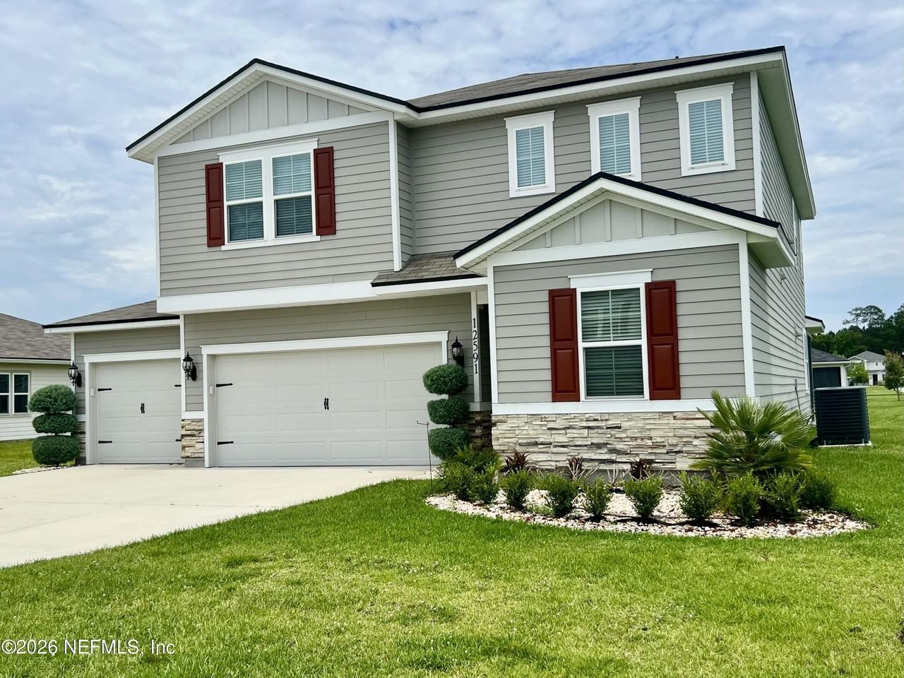 12591 Lake Taylor Ln - Photo 2 of 23