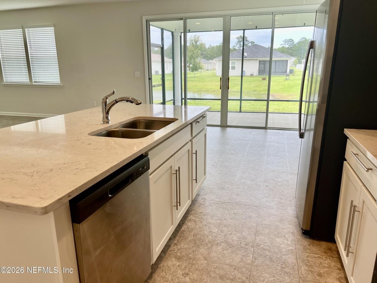 12591 Lake Taylor Ln - Photo 5 of 23