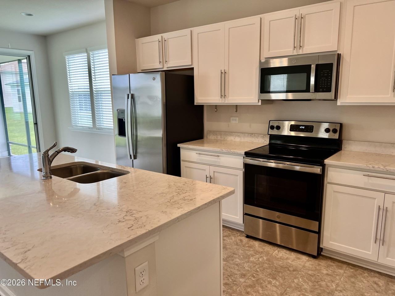 12591 Lake Taylor Ln - Photo 6 of 23