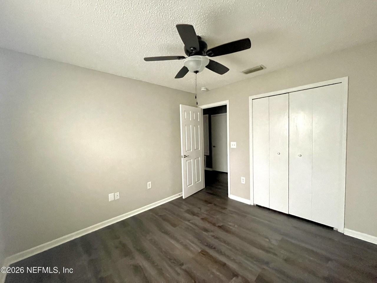519 Chancellor Dr E - Photo 5 of 8
