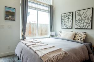 featured image of Fauntleroy Way Sw