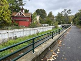 featured image of 121 Cascadilla Ave #1