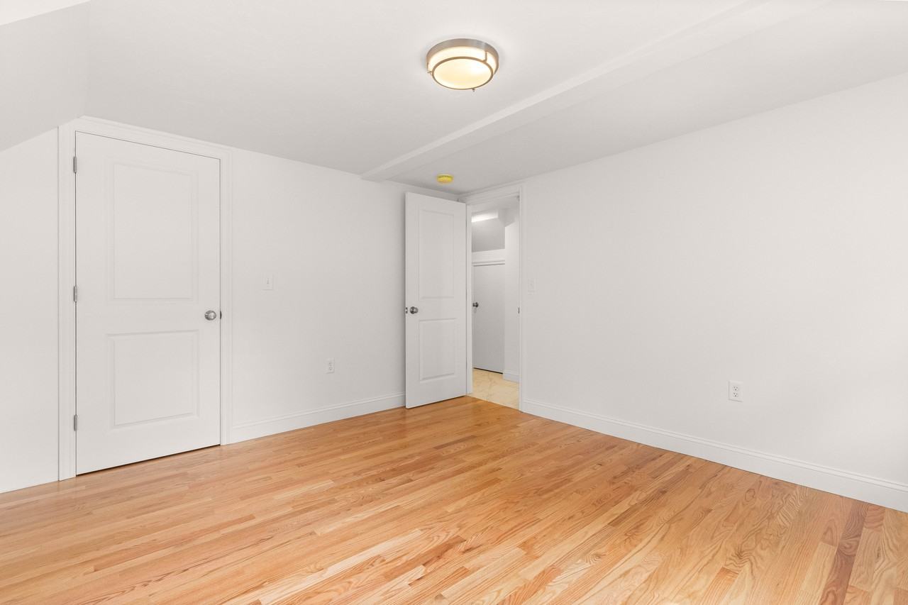 10 Cannon Hill Ave #B - Photo 3 of 26