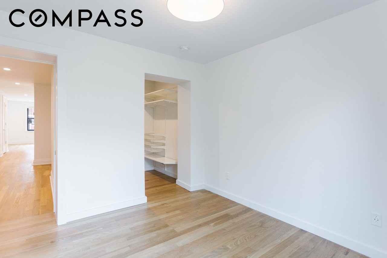 339 Hoyt St #A - Photo 7 of 18