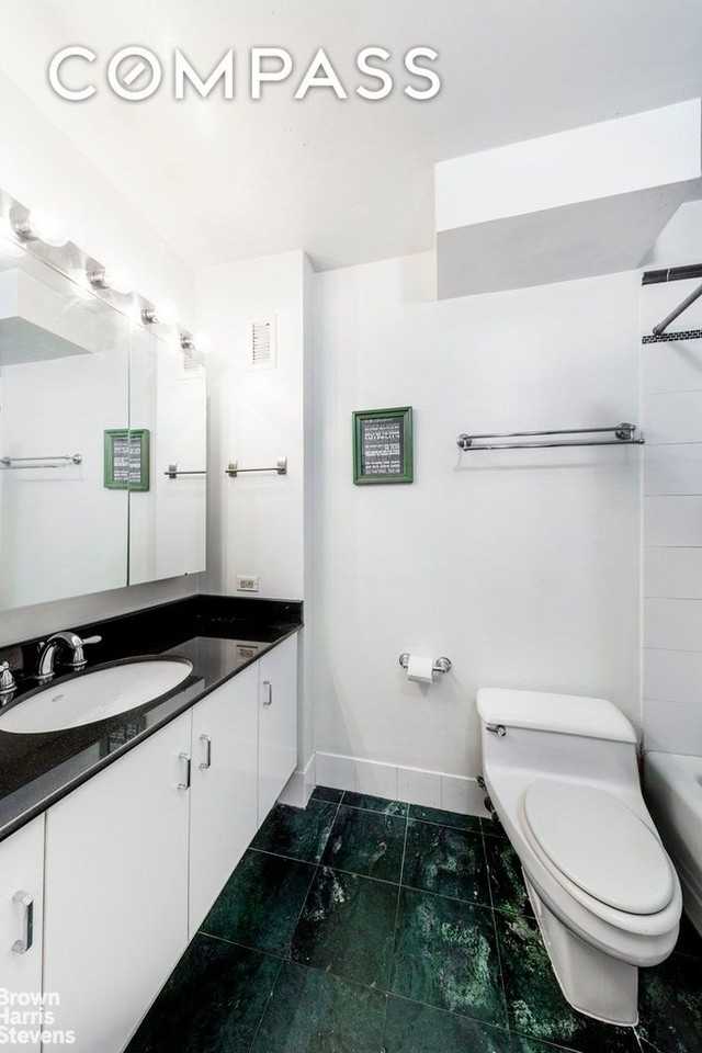 2250 Broadway #5E - Photo 5 of 10