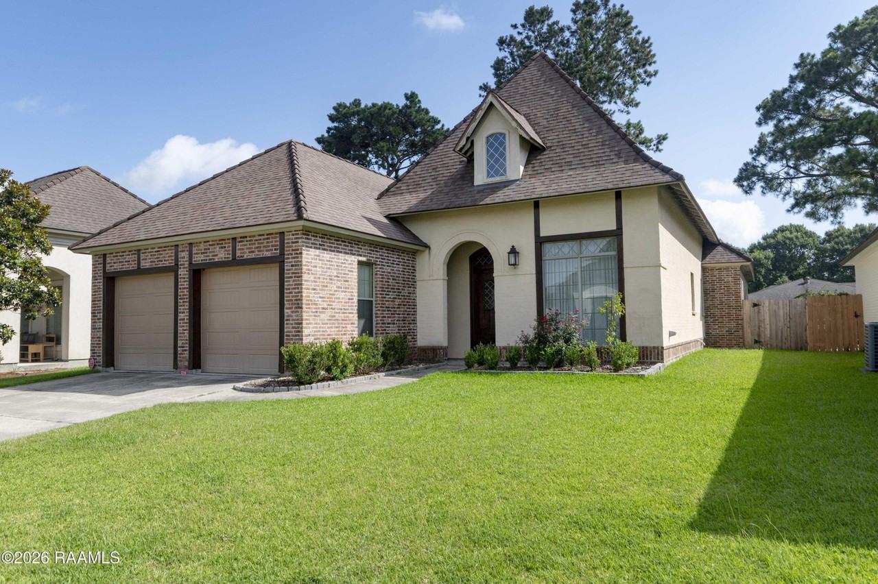 216 Croft Row Drive - Photo 3 of 33