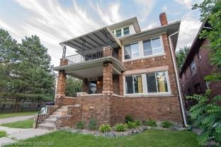 2257 Blaine St - Photo 1 of 1