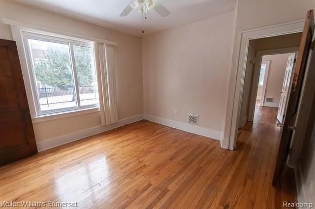 2257 Blaine St - Photo 4 of 8