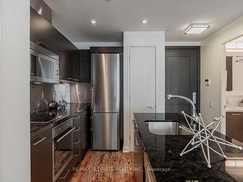 90 Park Lawn Road #2502 - Photo 6 of 24