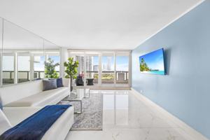featured image of 1717 N Bayshore Dr