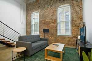 featured image of 822 Howard Ave