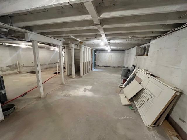 312 E Water St - Photo 3 of 25