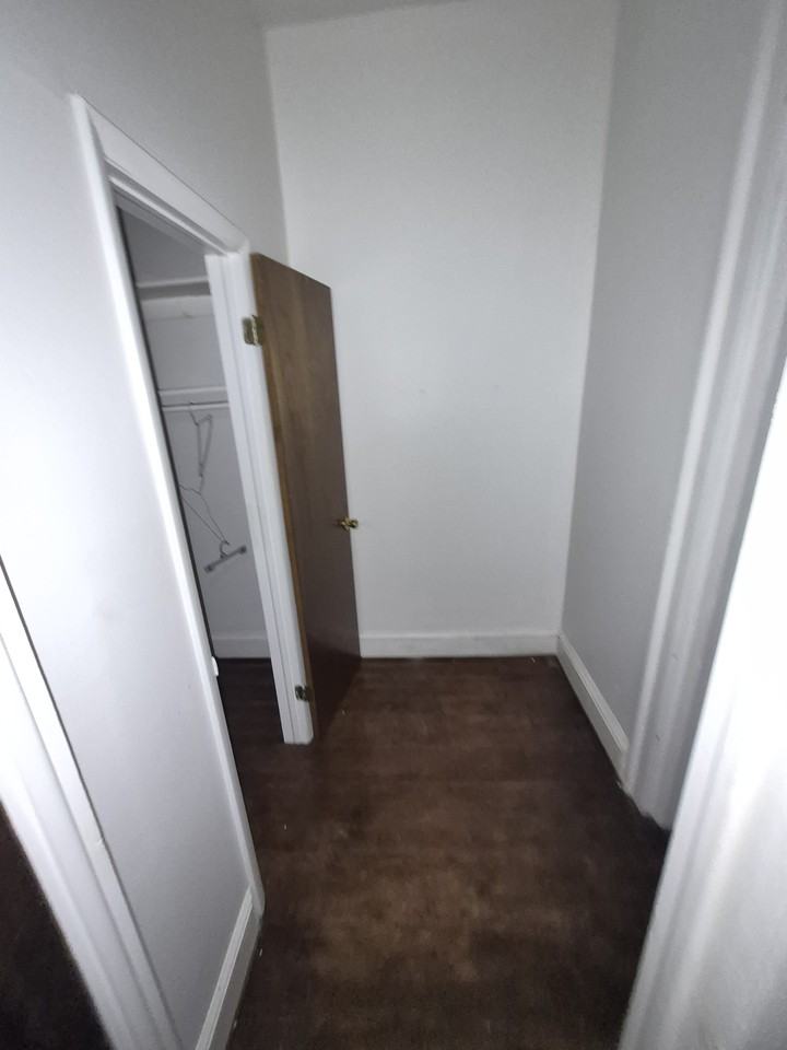 1222 Saint Paul St #2 - Photo 4 of 11