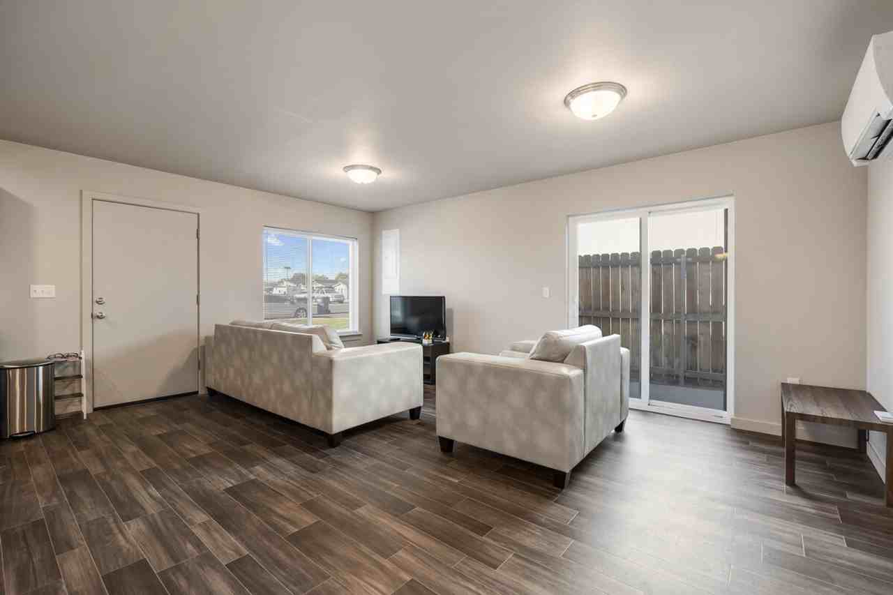 316 Dawson Ln #1505661P - Photo 3 of 27