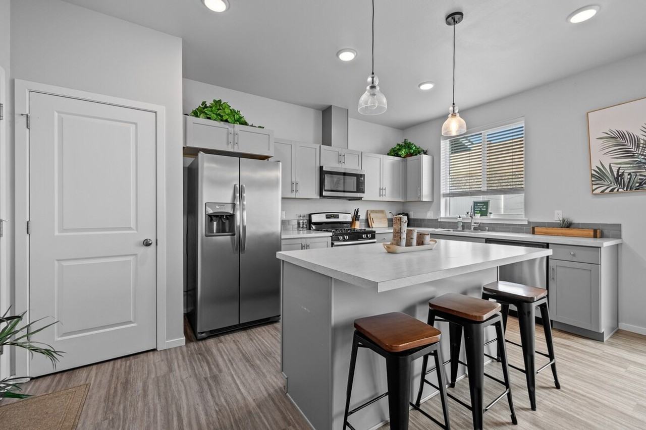 5324 Remington Dr #1505658P - Photo 6 of 34