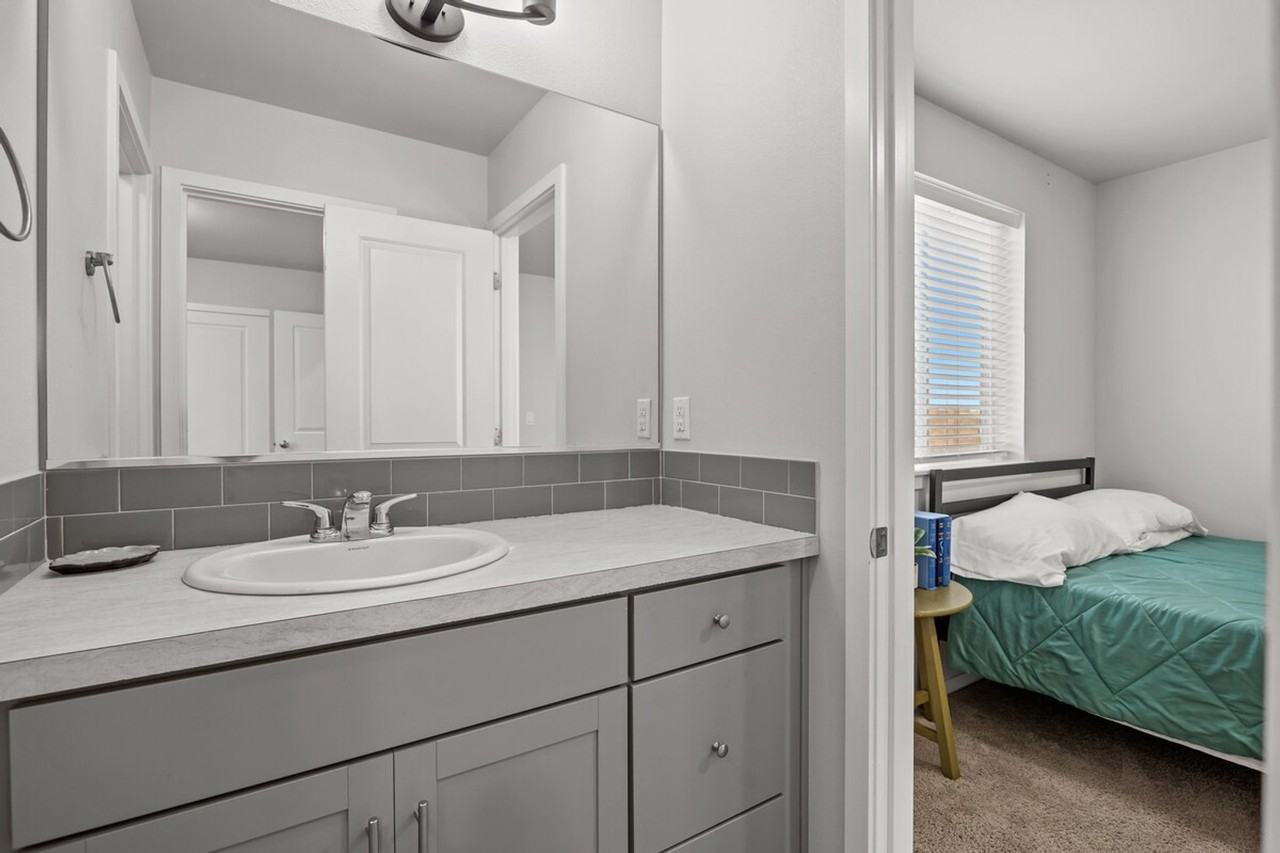5324 Remington Dr #1505658P - Photo 7 of 34