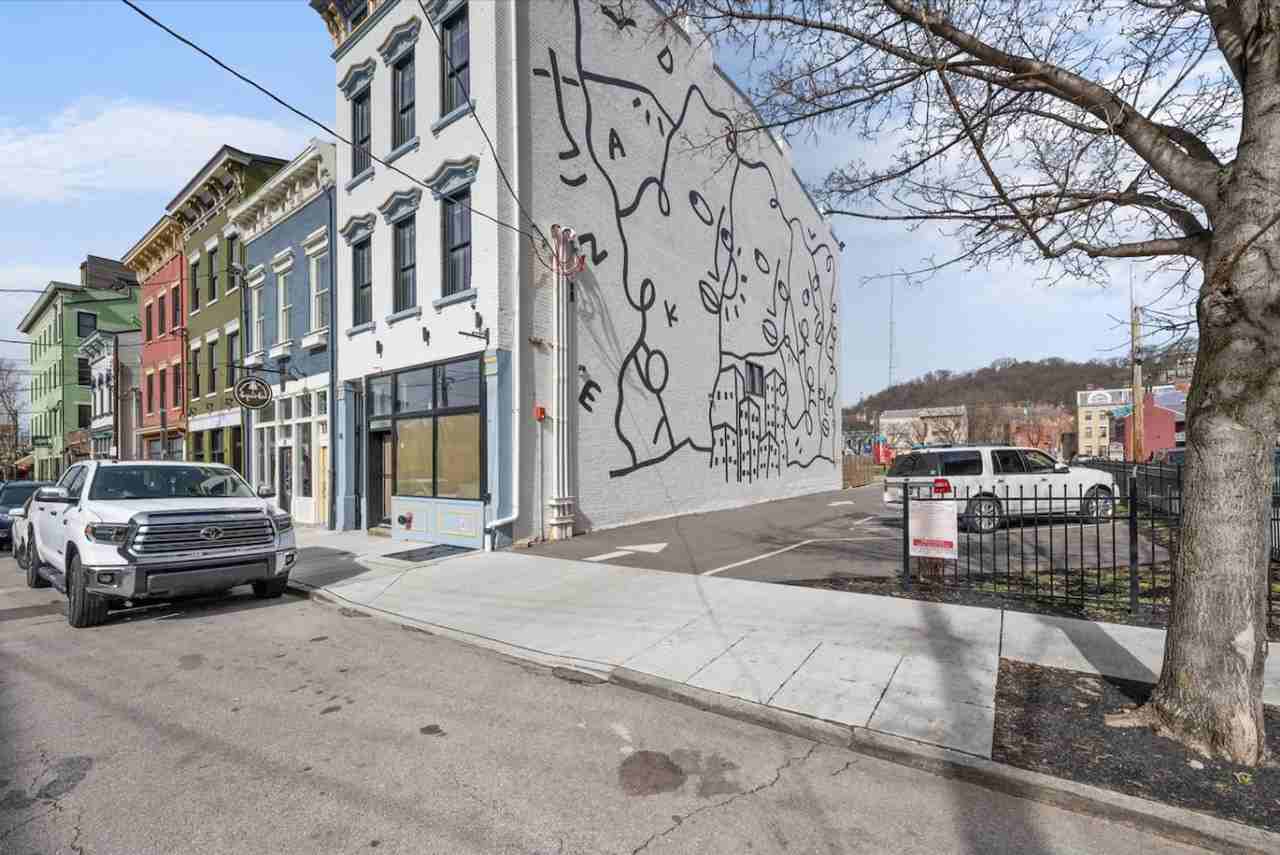 18 West Elder Street - Photo 4 of 12