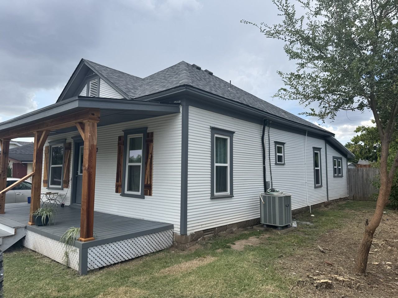 720 S Miles Ave - Photo 3 of 3