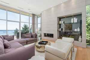 featured image of 2526 Chippendale Rd