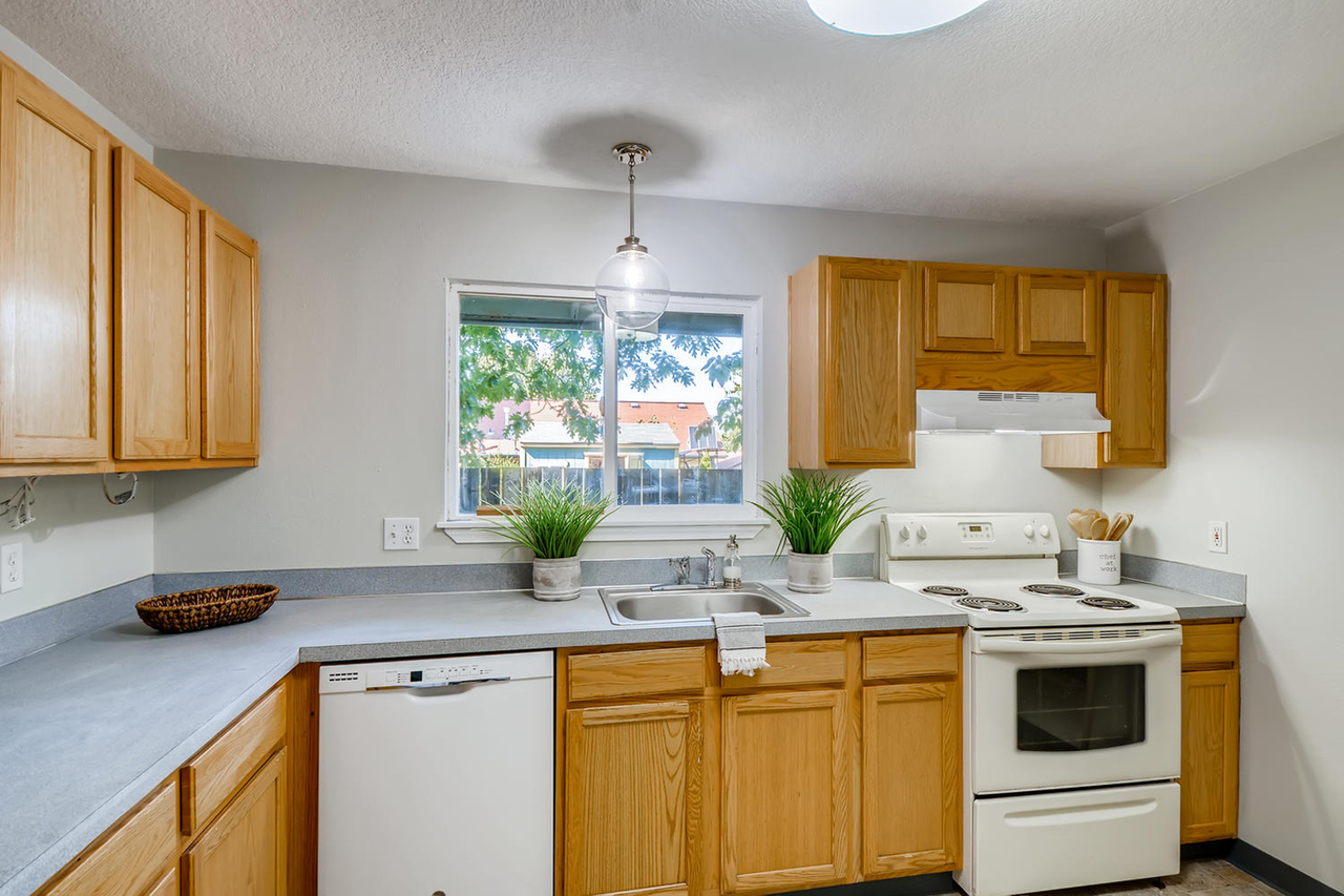 7324–7326 N Greeley Ave - 7326 #7326 - Photo 6 of 17