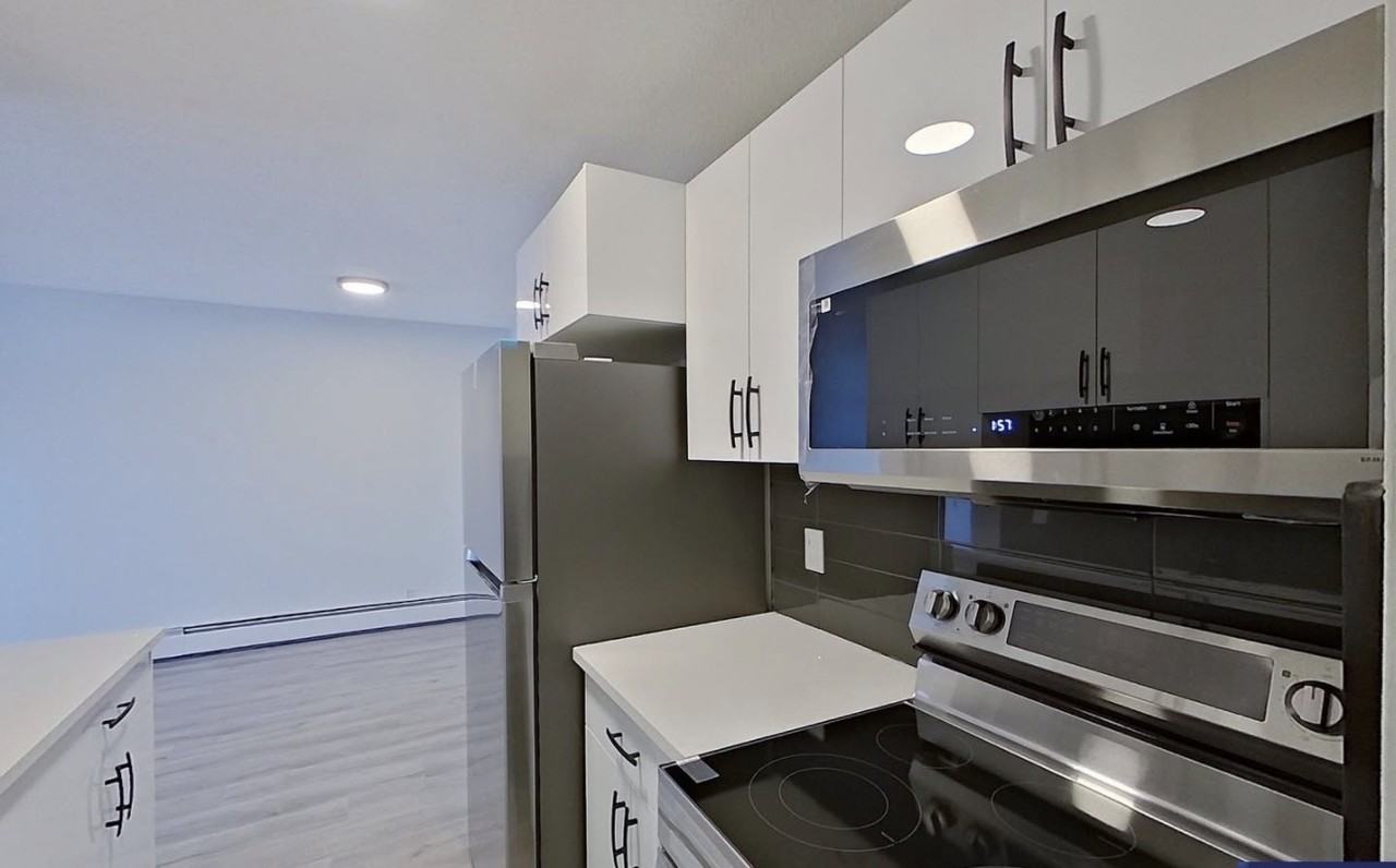 10837 117 St Nwunit 401 #401 - Photo 3 of 35