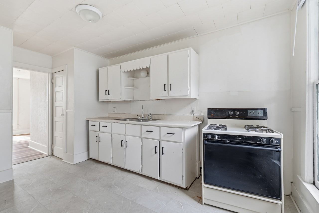 1010 West 2nd StreetUnit #1 - Photo 7 of 18