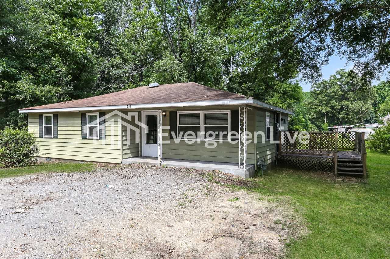 610 Church - Photo 2 of 15