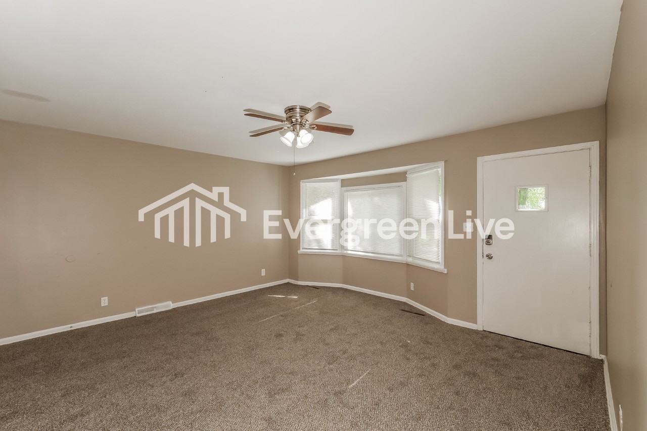 8608 Cambridge Ave - Photo 2 of 15