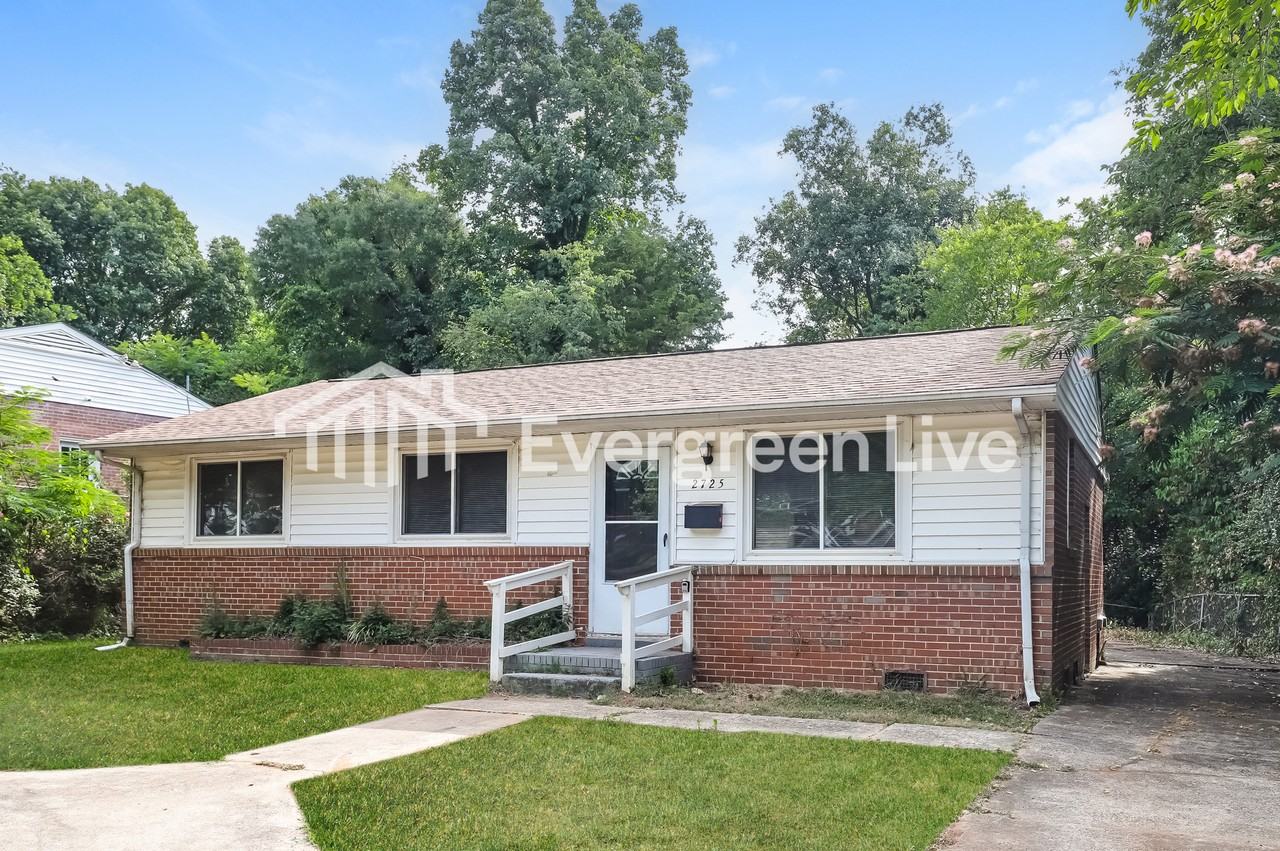 2725 Teresa Ave - Photo 2 of 15