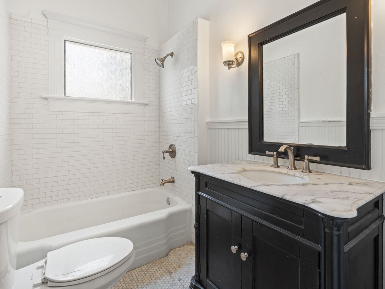 206 6th St Ne #206 - Photo 5 of 20