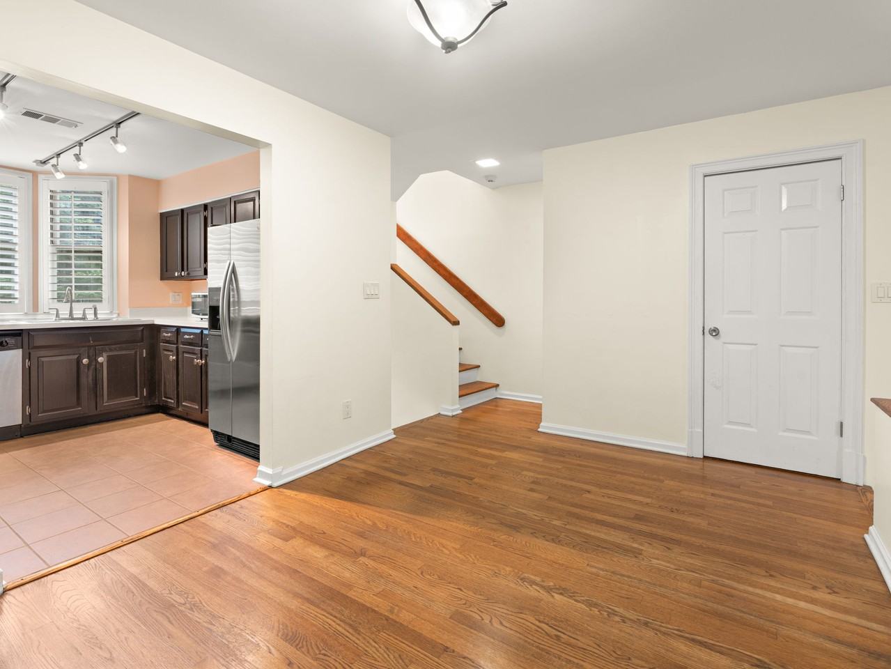 206 6th St Ne #206 - Photo 6 of 20