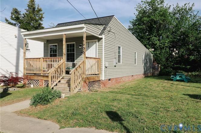 1905 N 28th St - Photo 3 of 16