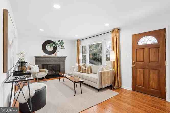 5909 Ridge View Dr - Photo 7 of 30