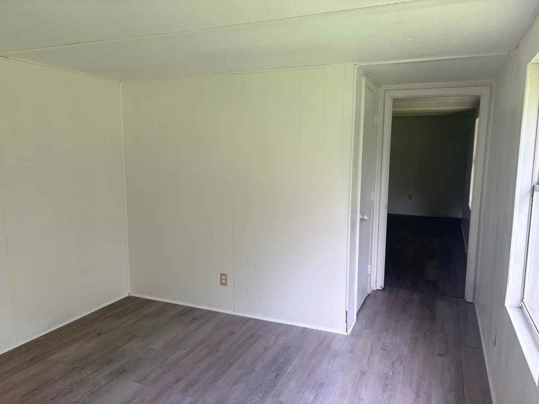 2152 Glen Gardner Dr - Photo 3 of 3